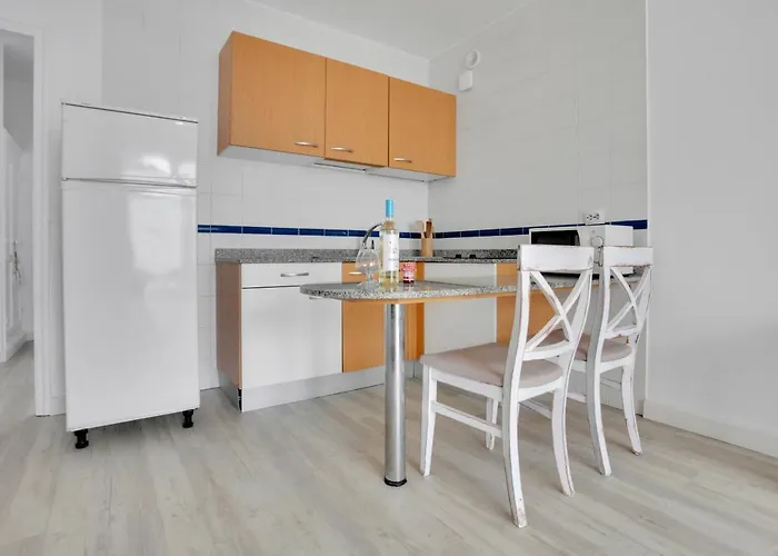 Neptuno - Adults Only